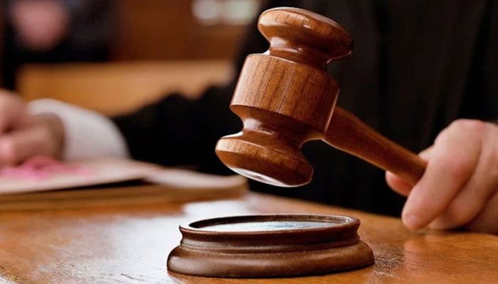 کال سینٹرز سے گرفتار 10 ملزمان کا 5 روزہ ریمانڈ