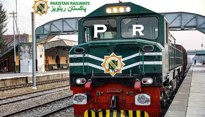 پاک بزنس کو کراچی ایکسپریس میں ضم کرکے چلایا گیا