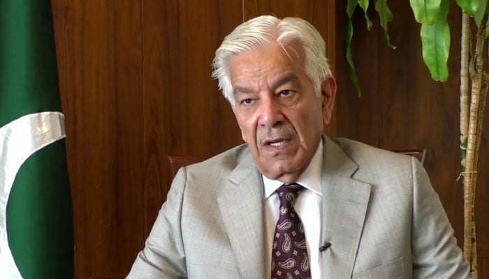 ریاست اور خیبرپختونخوا کا اصل مسئلہ سیاست نہیں دہشتگردی ہے، خواجہ آصف