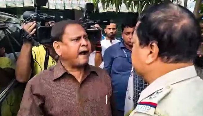 بھارت: بابری مسجد کی تعمیراتی مہم کے حامی ہمایوں کبیر گرفتار