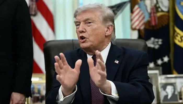 وسط مدتی انتخابات، دو تہائی ری پبلکن امیدواروں نے ٹرمپ سے دوری اختیار کرلی