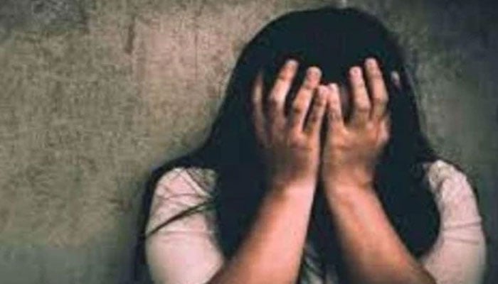 سوتیلی بیٹی سے زیادتی کے ملزم کو 25 سال قید کی سزا