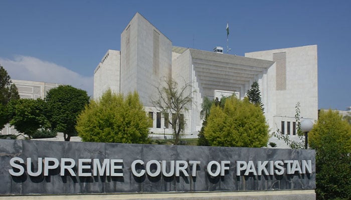 سنیارٹی تبدیل کرنے سے پہلے متاثرہ ملازمین کو سننا لازم، سپریم کورٹ