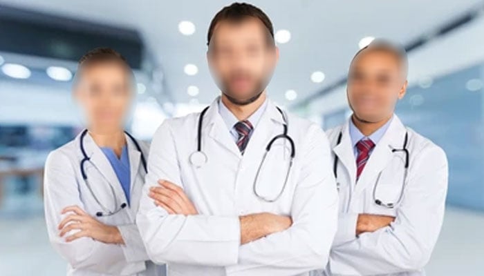 اسکالرشپ پر گئے 3 ڈاکٹرز واپس نہ آئے، خزانے کو کروڑوں کا نقصان
