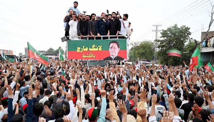 ایمرجنسی، KP میں صرف 16 علامتی احتجاج، صوبے بھر میں اوسطاً 100 افراد سے بھی کم کی شرکت، انٹیلی جنس رپورٹ