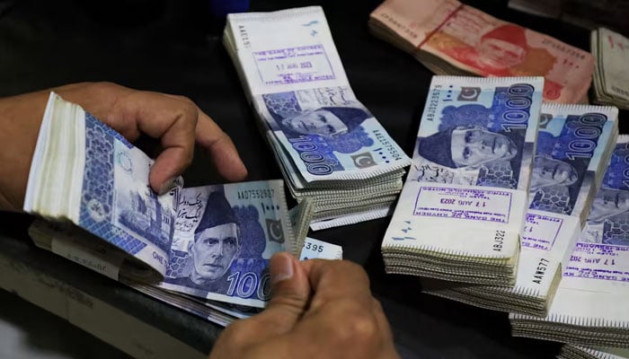 تجارتی ڈیٹا میں 18 ارب ڈالر سے زائد کا فرق، اعلیٰ اختیاراتی کمیٹی کا اعتراف