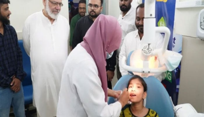 الخدمت کراچی کے تحت 2400 باہمت بچوں کی سالانہ ہیلتھ اسکریننگ مکمل