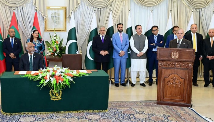 پاک مالدیپ، دفاع سمیت 20 معاہدے، 2 سال میں تجارت 20 کروڑ ڈالر تک لے جانے پر اتفاق