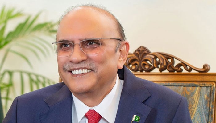 صدر مملکت آصف علی زرداری لاہور سے جرمنی کے لیے روانہ ہوگئے
