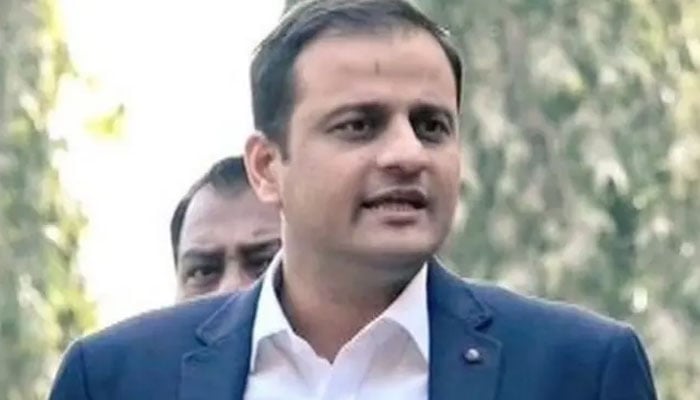 ترقیاتی کاموں میں رکاوٹیں ڈالنے والوں کیساتھ سختی سے نمٹیں گے، میئر