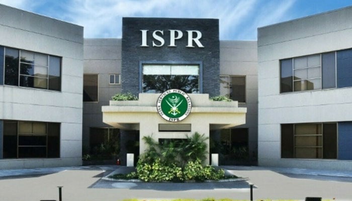 گوادر میں فتنہ الہندوستان کا بڑا حملہ ناکام، کلیئرنس آپریشن کے دوران خاتون سمیت 10 دہشتگرد ہلاک، ایک شہری شہید، آئی ایس پی آر