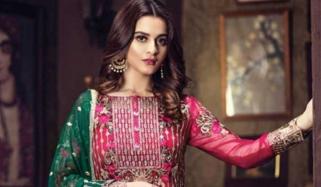 Aiman Khan stresses upon the importance of marriage in today's world 