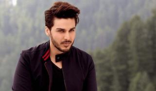 Ahsan Khan goes to Mecca on holy journey 