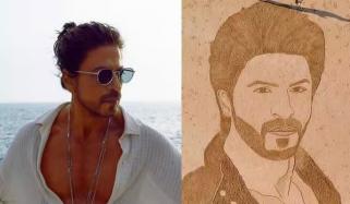 Balochi artists draw Shah Rukh Khan's portrait on sands of Gadani beach