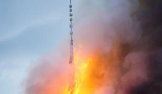 Copenhagen's old stock exchange spire collapses in fire: Video