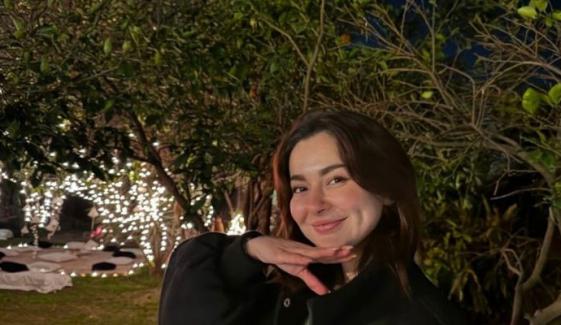 Hania Aamir sparks mental health concerns in cryptic post 