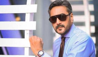 Adnan Siddiqui wins big at SAFF after backlash for controversial remarks about women