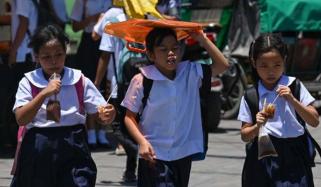 Philippines schools’ switch to remote learning after extreme heat