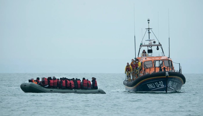 At least ten dead after migrant boat sinks in the English Channel