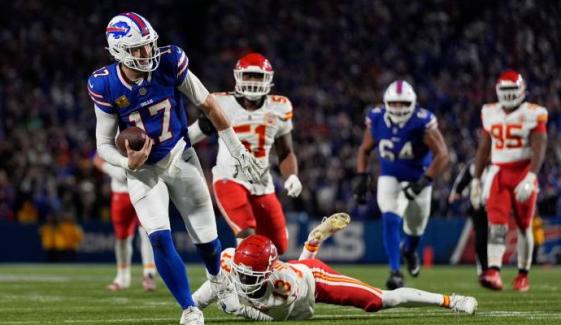 Buffalo Bills defeats Kansas City Chiefs, ending unbeaten season strike