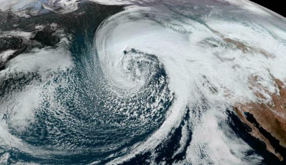 Bomb Cyclone hits Northwest US, Canada: Leaving 1 dead, thousands in dark