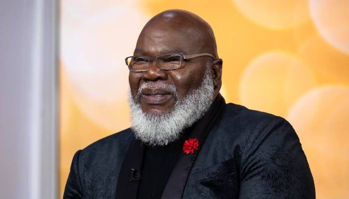 Bishop T.D. Jakes gives health update after Sunday service 'health incident'