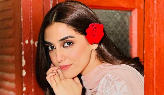 Maya Ali sets on spiritual journey amid 'Sunn Mere Dil' buzz