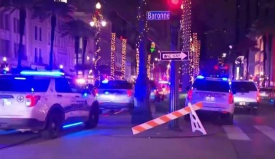 Pickup truck hits crowd during New Year celebrations in New Orleans, 10 Dead