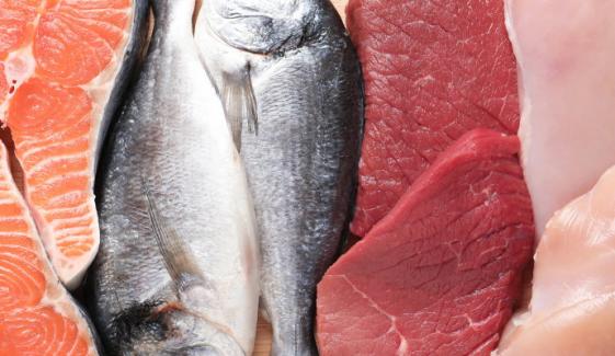 Swap red meat for fish to cut dementia risk by 28%