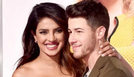 Priyanka Chopra reacts to Nick Jonas' magazine cover shoot 