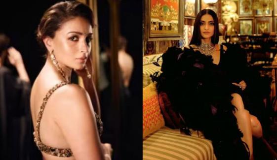 Sonam Kapoor, Alia Bhatt send pulses racing at fashion show event 