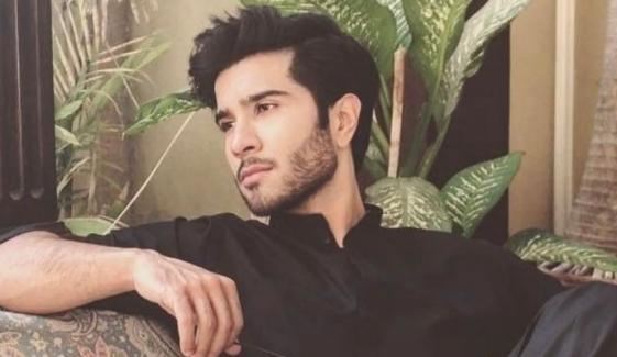 Feroze Khan shares behind-the-scenes glimpses from 'Sanwal Yaar Piya' 