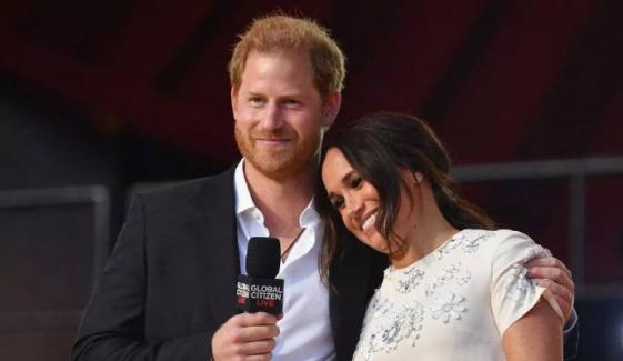 Prince Harry, Meghan Markle enjoy dinner date after Invictus Games opening