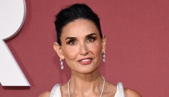 Demi Moore's adorable pet joins her at 2025 Independent Spirit Awards