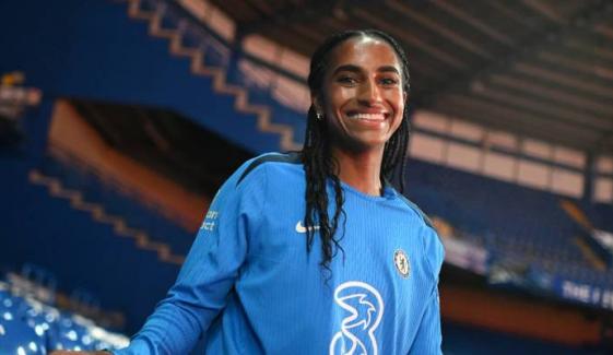 Naomi Girma expected to debut for Chelsea against Brighton