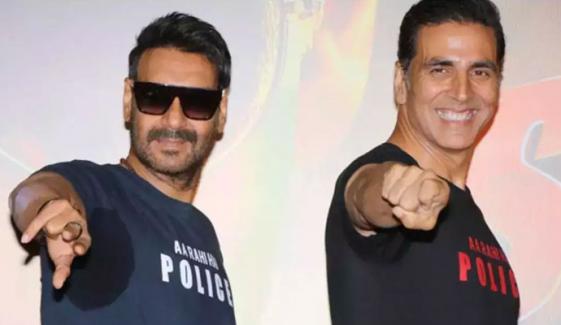 Akshay Kumar shows support for Ajay Devgn 'Raid 2' in his own style