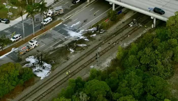 Boca Raton plane crash: Three dead as aircraft explodes into flames on ...