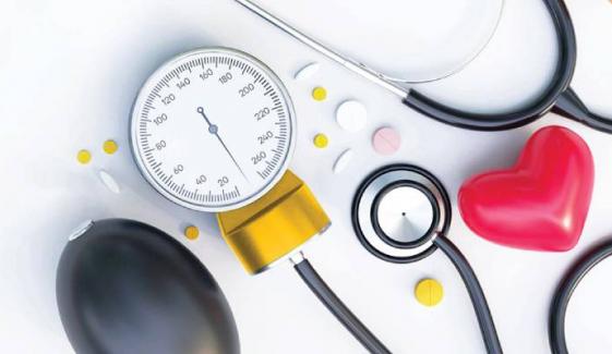 How to lower blood pressure naturally? THIS fruit might be the answer 