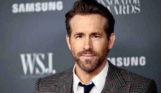 Ryan Reynolds gets candid about father's struggle with Parkinson's disease
