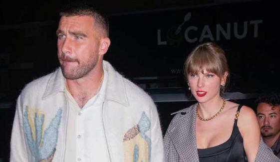 Taylor Swift, Travis Kelce wedding plans delayed as romance in 'real jeopardy'