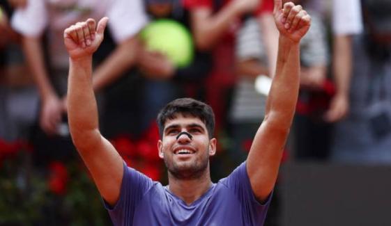Carlos Alcaraz makes strong comeback with remarkable win at Italian Open