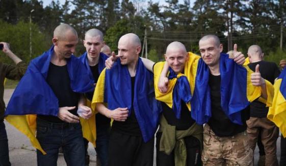 Russia, Ukraine complete largest prisoner swap since war began