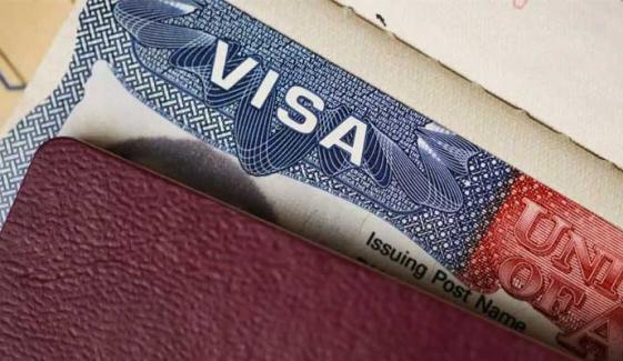 US freezes student visa processing, set to amplify social media monitoring