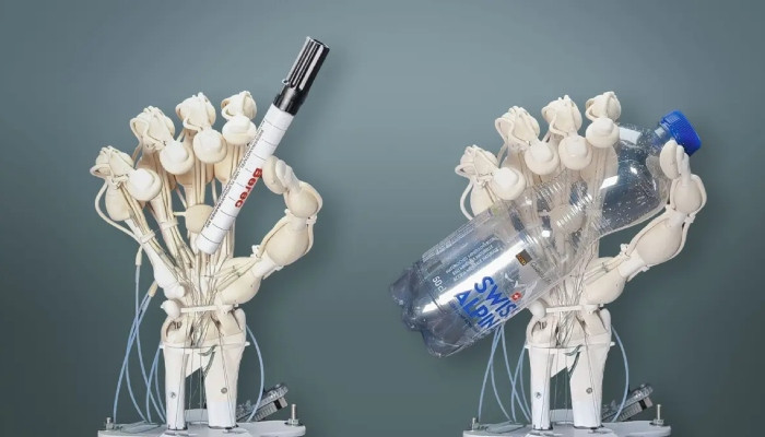 Soft Robots Imitating Human Touch