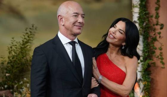 Jeff Bezos, Lauren Sanchez’s wedding kicks off with romantic songs and luxury celebrations 