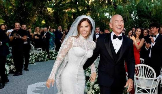 Jeff Bezos' wife Lauren Sánchez makes first shocking move after tying the knot