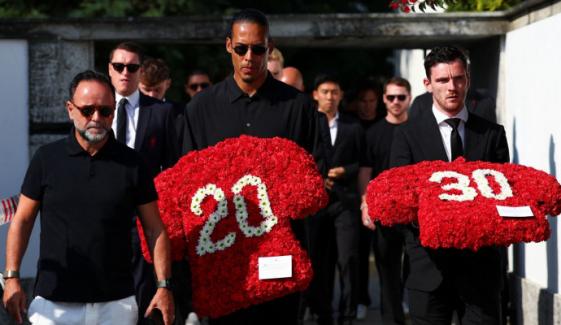 Diogo Jota funeral: Family, soccer players gather in Portugal
