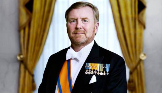 King Willem-Alexander kicks off annual shooting tournament in solo outing