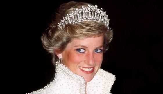 Charles shares unknown facts about Diana's grandparents with unseen portraits