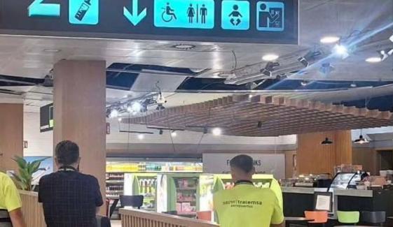 Spain earthquake: 5.5 magnitude tremor collapses airport roof amid deadly floods